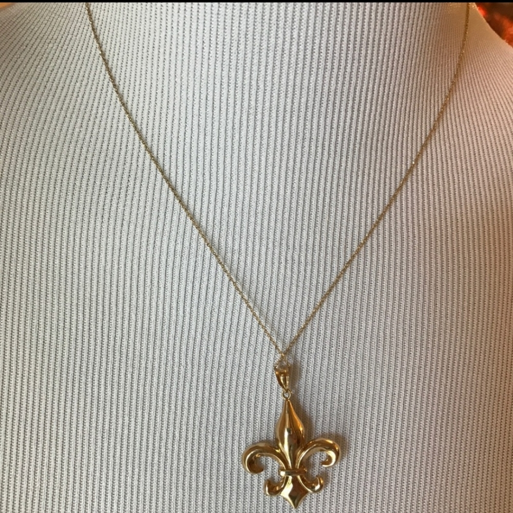 14kt Fleur-de-lis